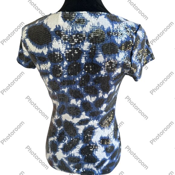 Chico's Black Label Size 0 Blue & White Sparkle Splatter Short Sleeve Shirt - Picture 3 of 4